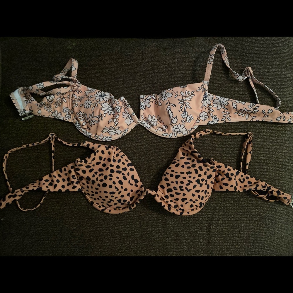Bathing suits top (Small) brand new